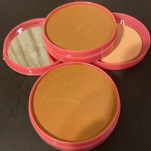 Fashion Fair Perfect Finish press powder